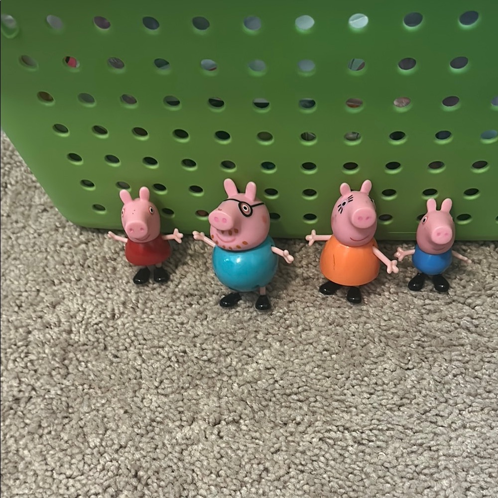 Peppa Pig Family Figurine Set - Pink, Red, Blue, Orange